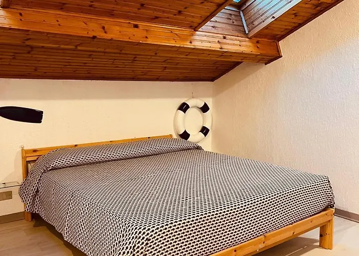 Holiday home La Mansardina - 1 Min Mare, Stazione, Centro *